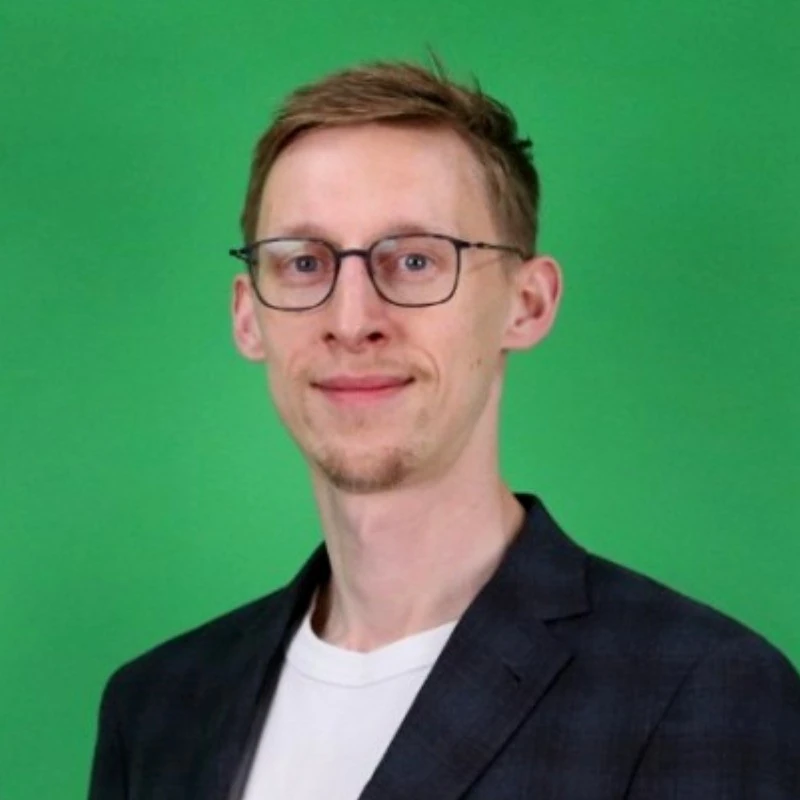 Portret van Alex Baker-Friesen
